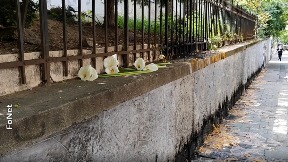 Uklonjeno cveće i sveće